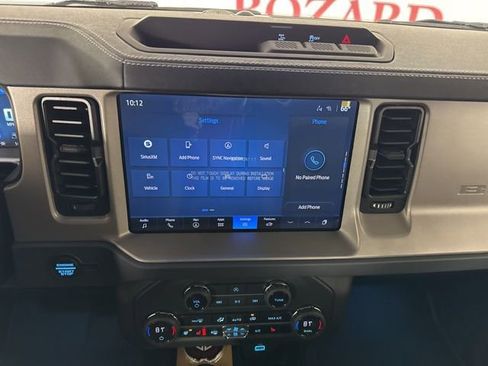 New 2025 Ford Bronco Outer Banks image 11