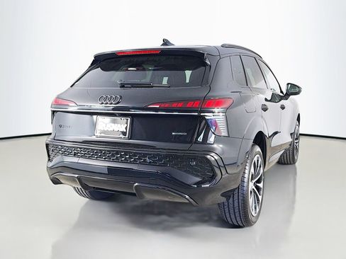 New 2026 Audi Q3 quattro 2.0T AWD/4WD image 7