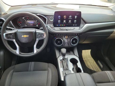 Used 2024 Chevrolet Blazer LT w/ Convenience Package FWD image 33