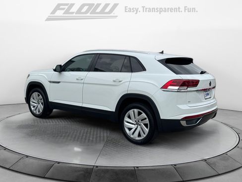 Used 2023 Volkswagen Atlas Cross Sport SE image 5