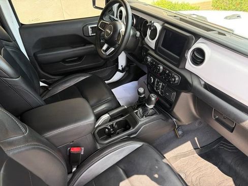 Certified 2021 Jeep Wrangler Unlimited Sahara AWD/4WD image 16