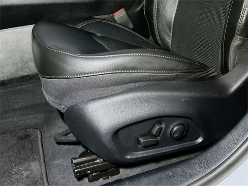 Used 2022 Jeep Compass Limited image 16