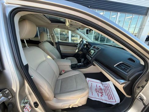 Used 2016 Subaru Outback 3.6R Limited image 13