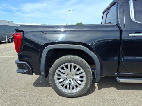 Used 2019 GMC Sierra 1500 Denali w/ Denali Ultimate Package AWD/4WD image 26