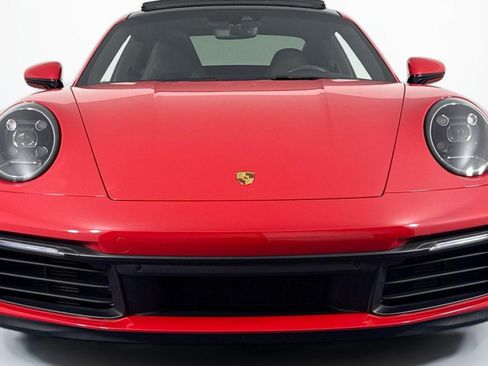 Used 2020 Porsche 911 Carrera RWD image 4