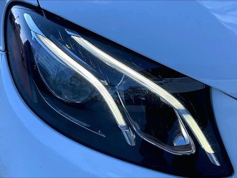 Used 2018 Mercedes-Benz E 300 E 300 image 27