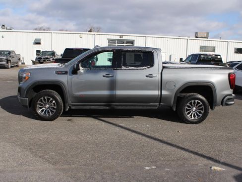 Used 2022 GMC Sierra 1500 AT4 w/ AT4 Premium Package image 5