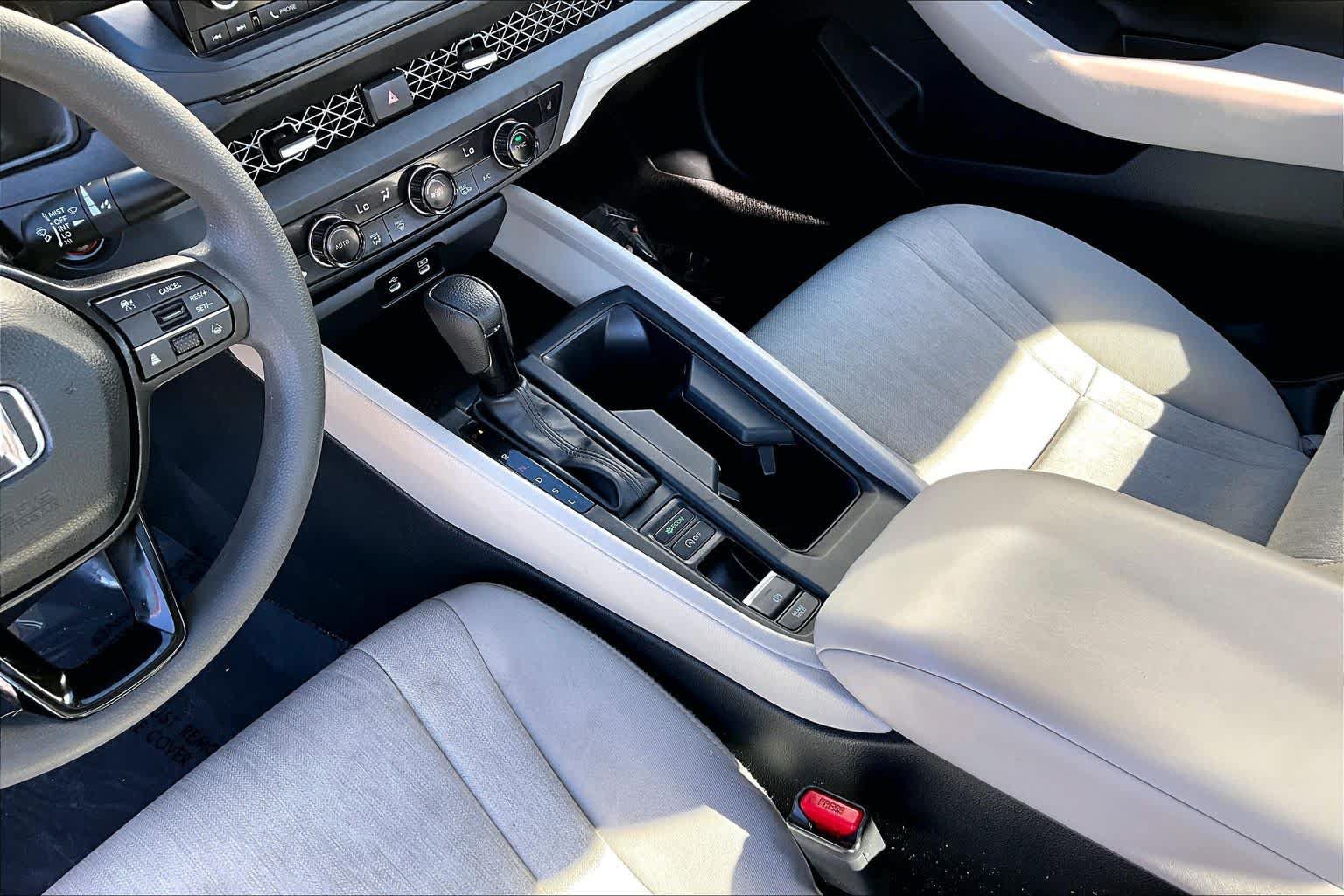 Used 2023 Honda Accord EX image 16