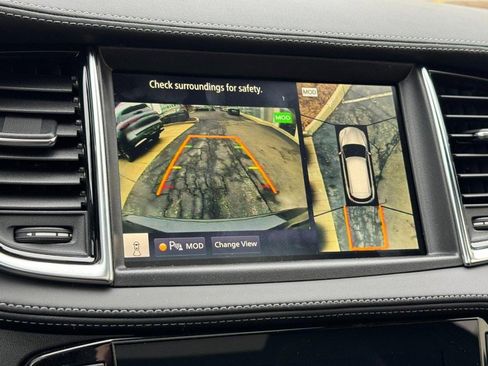 New 2025 INFINITI QX50 Sport image 16