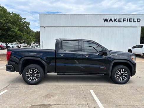 Used 2021 GMC Sierra 1500 AT4 w/ AT4 Preferred Package AWD/4WD image 9