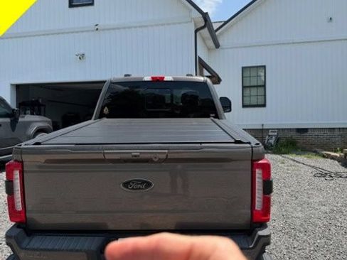 Used 2023 Ford F250 Lariat w/ Lariat Ultimate Package AWD/4WD image 1