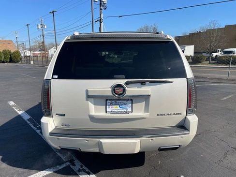 Used 2012 Cadillac Escalade Premium image 6