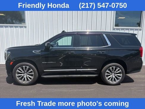 Used 2021 GMC Yukon Denali AWD/4WD image 3