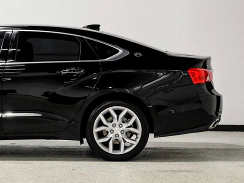 Used 2018 Chevrolet Impala Premier FWD image 11