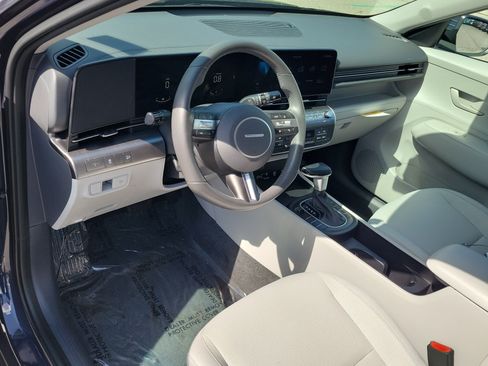 Used 2025 Hyundai Kona SEL FWD image 20