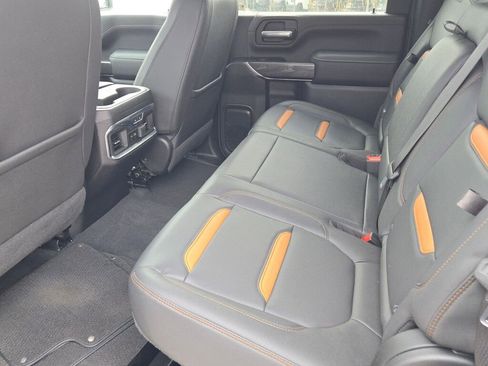Used 2023 GMC Sierra 3500 AT4 w/ AT4 Preferred Package AWD/4WD image 18