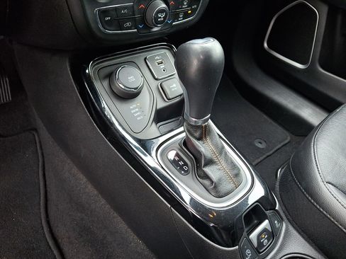 Used 2020 Jeep Compass Limited w/ Premium Lighting Group image 14