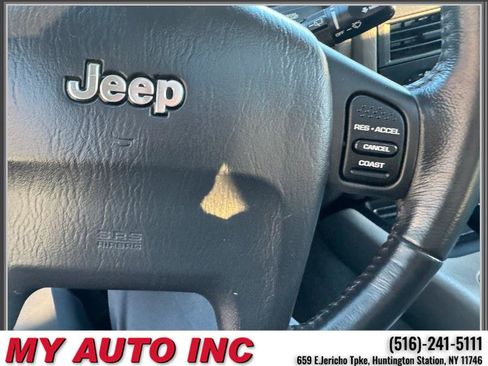 Used 2004 Jeep Grand Cherokee Laredo w/ Cold Weather Group image 21