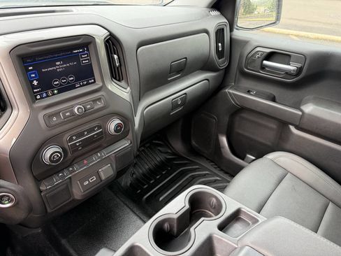 Used 2023 Chevrolet Silverado 1500 W/T image 19