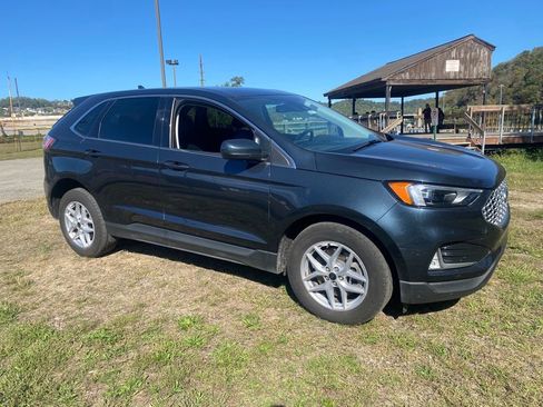Used 2024 Ford Edge SEL w/ Convenience Package image 8