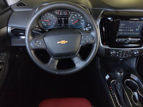 Used 2019 Chevrolet Traverse LS FWD image 22