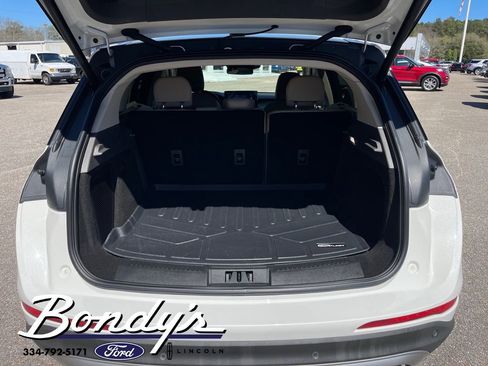 Used 2024 Lincoln Corsair FWD image 14