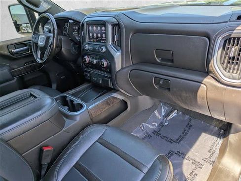 Used 2020 GMC Sierra 2500 Denali w/ Denali Ultimate Package AWD/4WD image 19