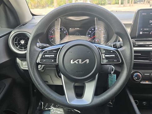 Used 2024 Kia Forte LXS FWD image 11