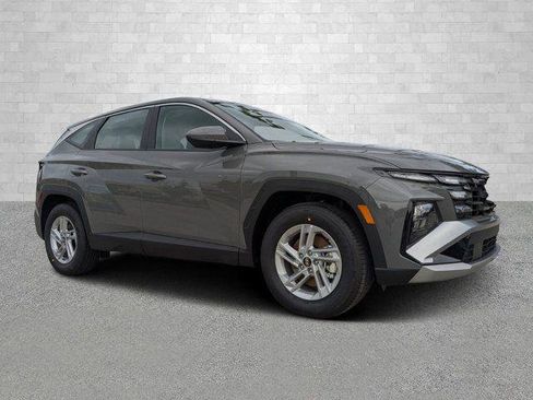 New 2026 Hyundai Tucson SE FWD image 1