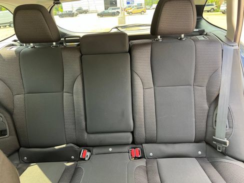 Used 2025 Subaru Outback Premium AWD/4WD image 20