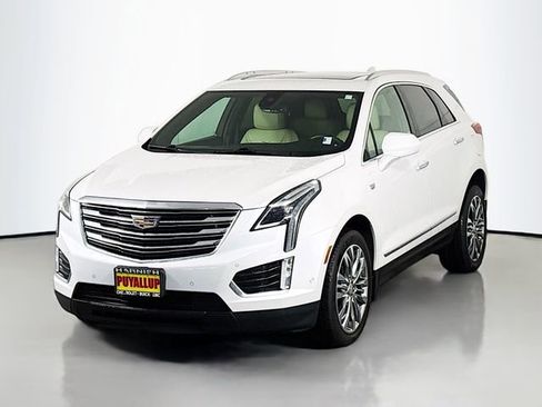 Used 2017 Cadillac XT5 Premium Luxury w/ Driver Assist Package image 3