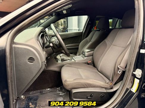 Used 2018 Dodge Charger R/T RWD image 18