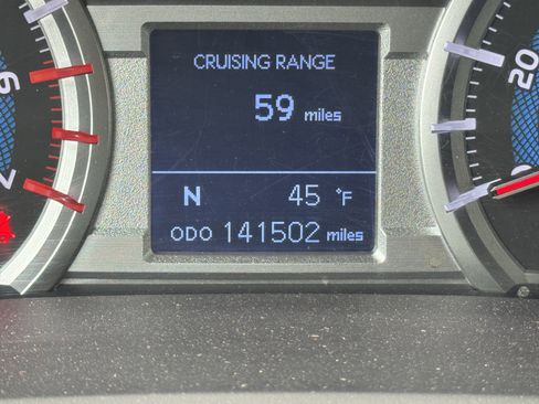 Used 2015 Toyota 4Runner Limited image 8