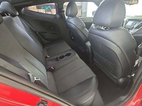 Used 2016 Hyundai Veloster w/ Option Group 03 FWD image 31