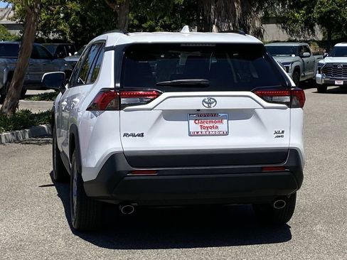 Certified 2024 Toyota RAV4 XLE AWD/4WD image 42