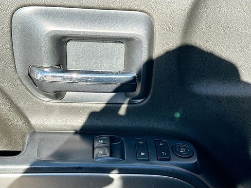 Used 2015 Chevrolet Silverado 2500 LT w/ Snow Plow Prep Package image 15