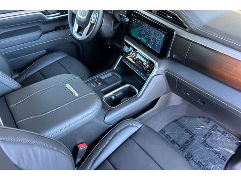 New 2026 GMC Sierra 3500 Denali w/ Technology Package AWD/4WD image 12