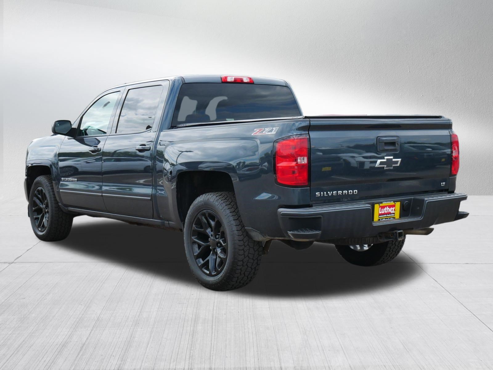 Used 2017 Chevrolet Silverado 1500 LT w/ All Star Edition AWD/4WD image 5