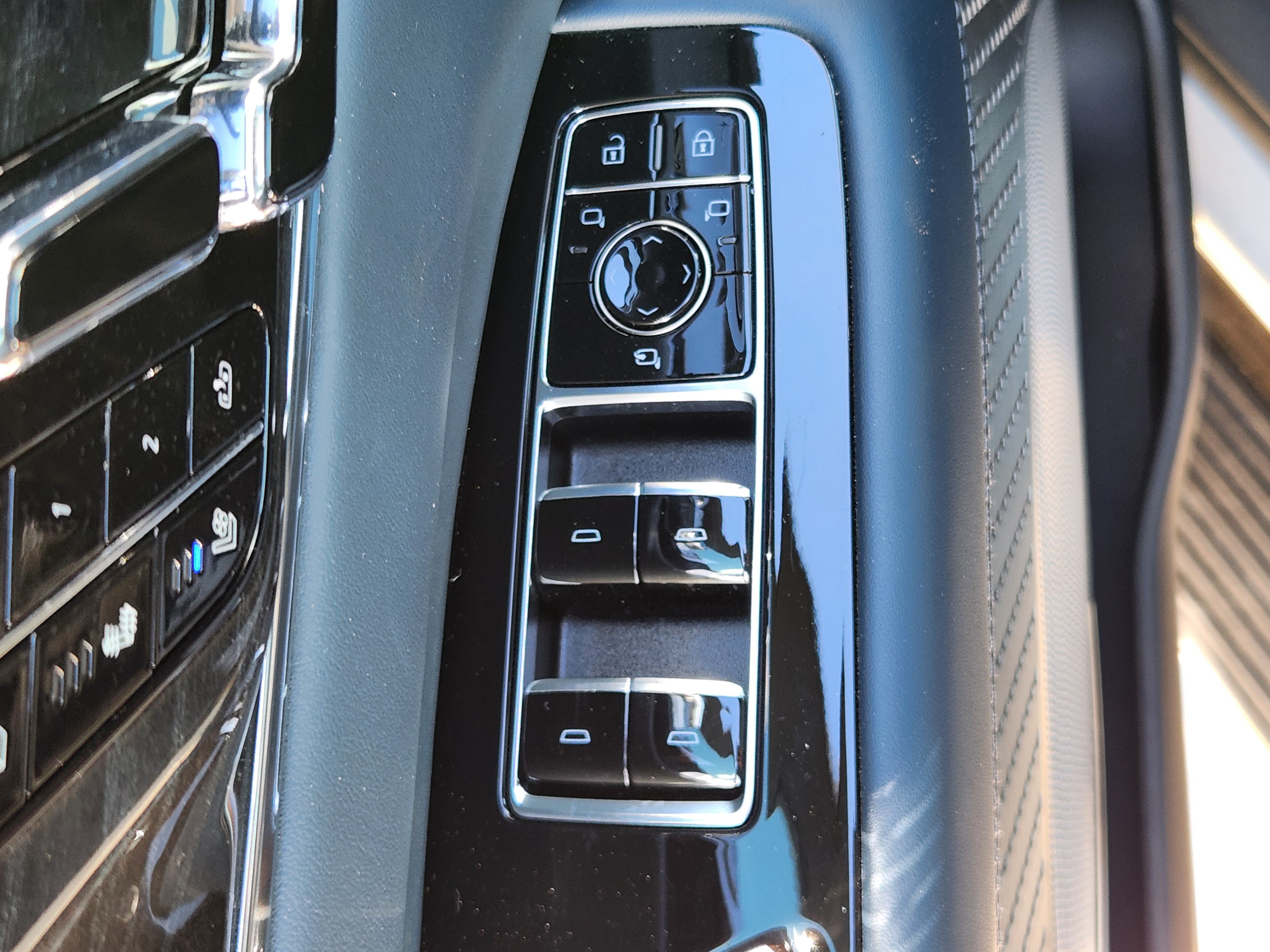 New 2025 Cadillac Escalade IQ Luxury 2 AWD/4WD image 21