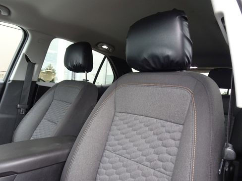Used 2019 Chevrolet Equinox LT FWD image 10