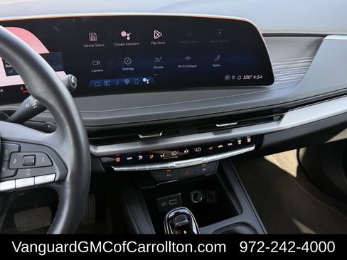 Used 2025 Cadillac XT4 Premium Luxury FWD image 18