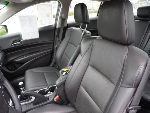 Used 2015 Acura ILX w/ Premium Package image 21