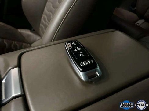 Used 2022 Audi e-tron GT Premium Plus image 88