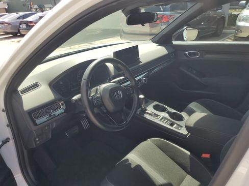 Used 2023 Honda Civic Sport image 10