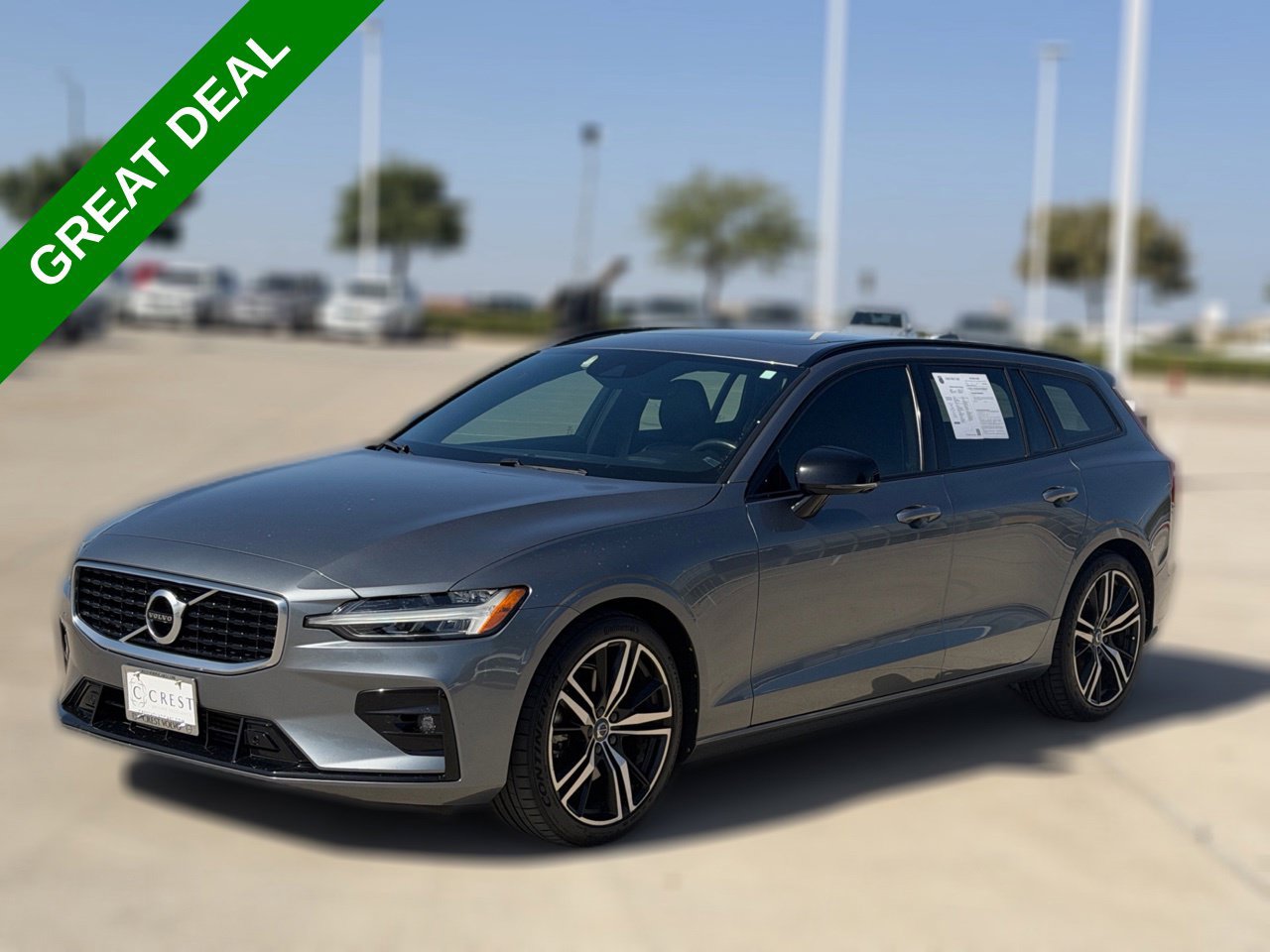 Used 2020 Volvo V60 T6 R-Design FWD image 2