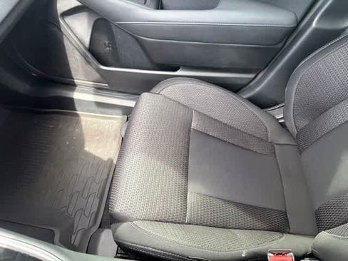 Used 2024 Subaru Outback Premium AWD/4WD image 14