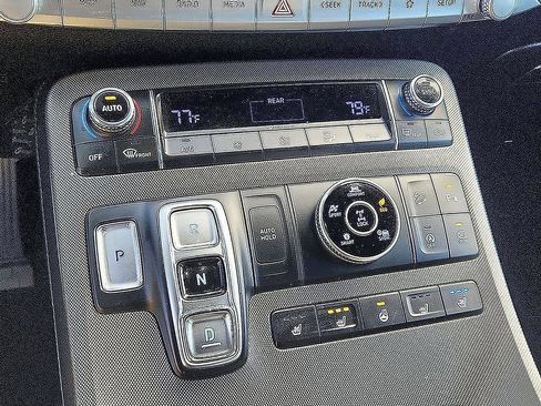 Used 2020 Hyundai Palisade Limited image 9