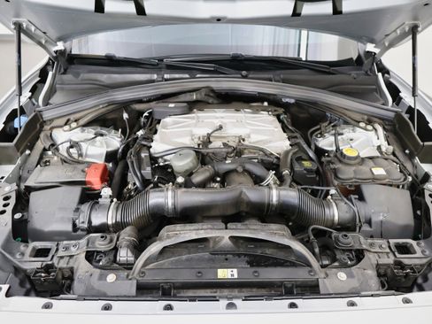 Used 2020 Jaguar F-PACE SVR image 57