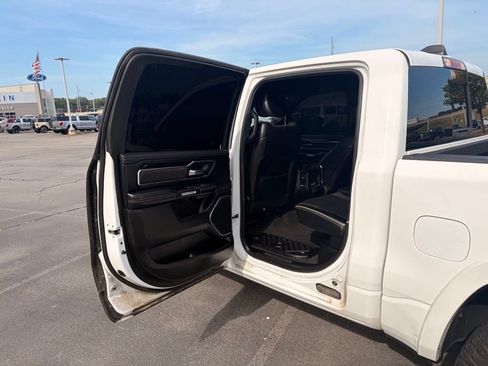 Used 2022 RAM 1500 Laramie w/ Sport Appearance Package AWD/4WD image 29