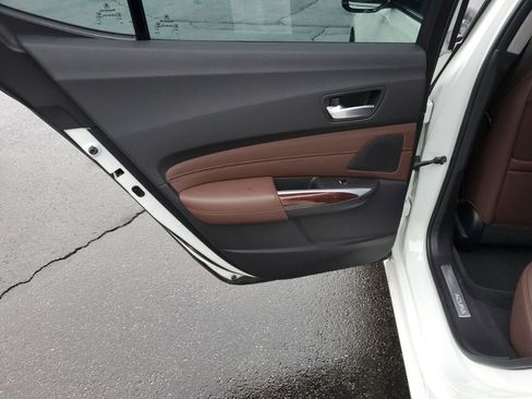 Used 2016 Acura TLX Tech image 25